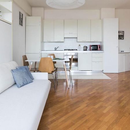 Italianway - Biancamano 2 Apartment Milan Bagian luar foto