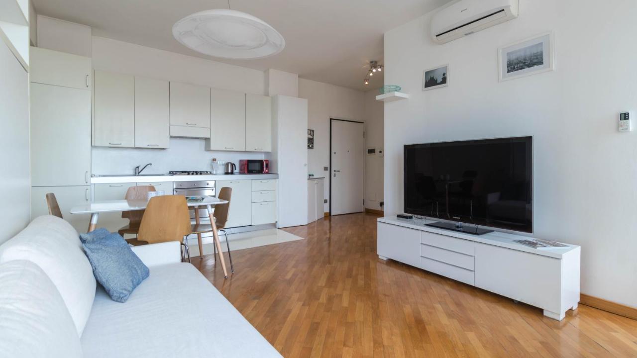 Italianway - Biancamano 2 Apartment Milan Bagian luar foto